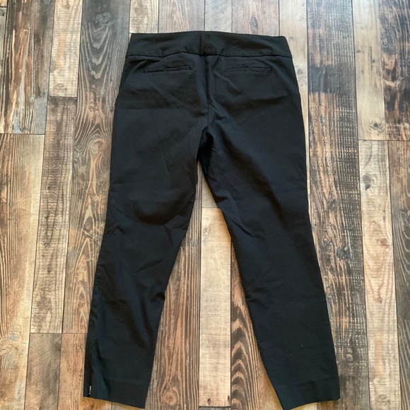 The Limited Exact Stretch Pants in Black - Picture 2 of 8